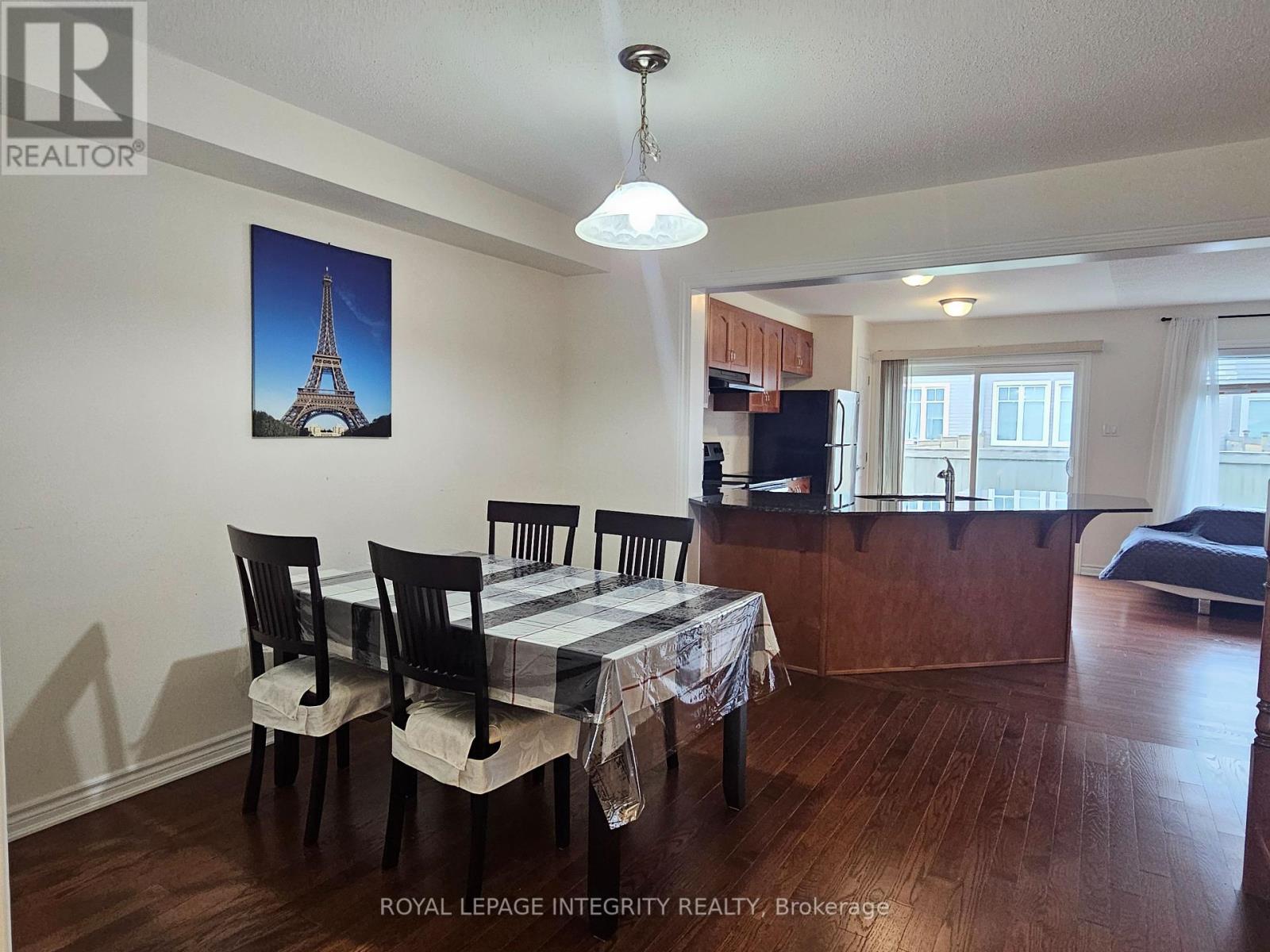 332 Song Sparrow Street Property Photo 3