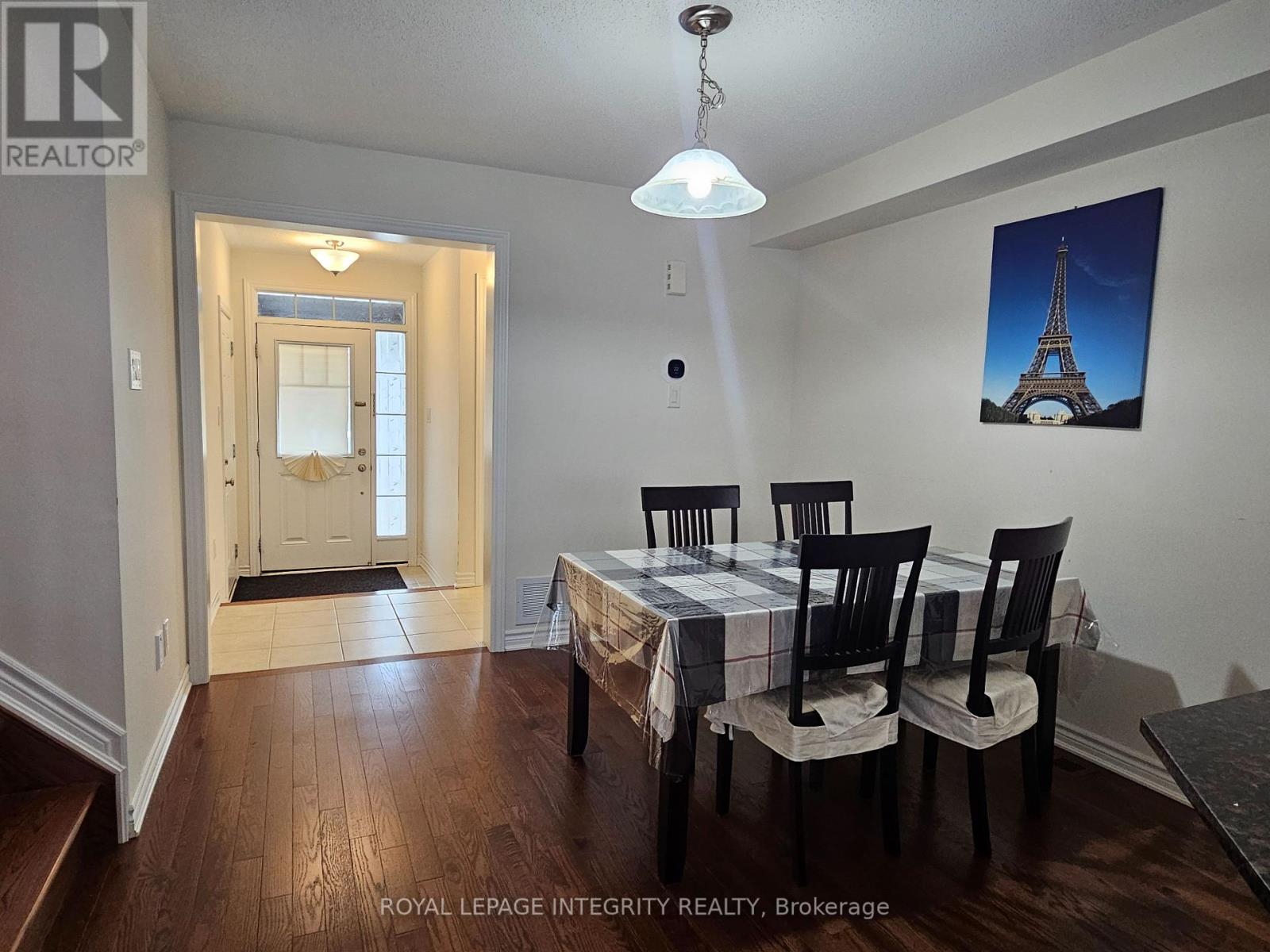 332 Song Sparrow Street Property Photo 4