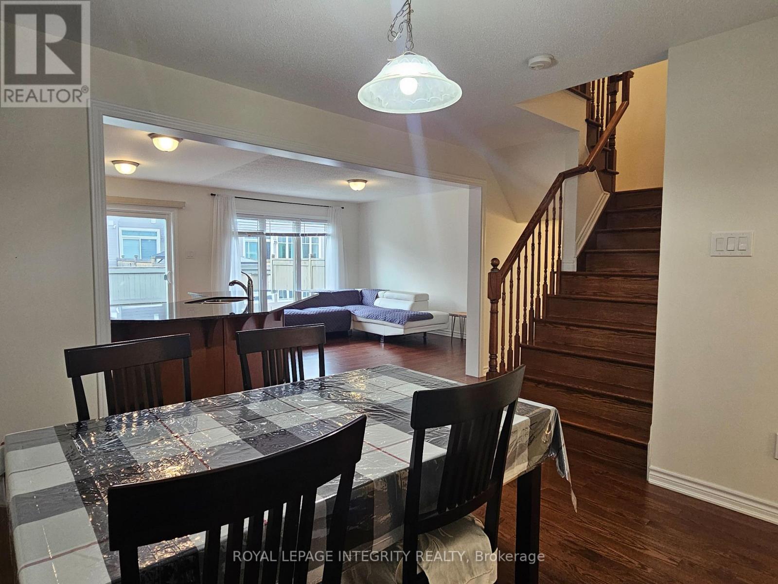 332 Song Sparrow Street Property Photo 5