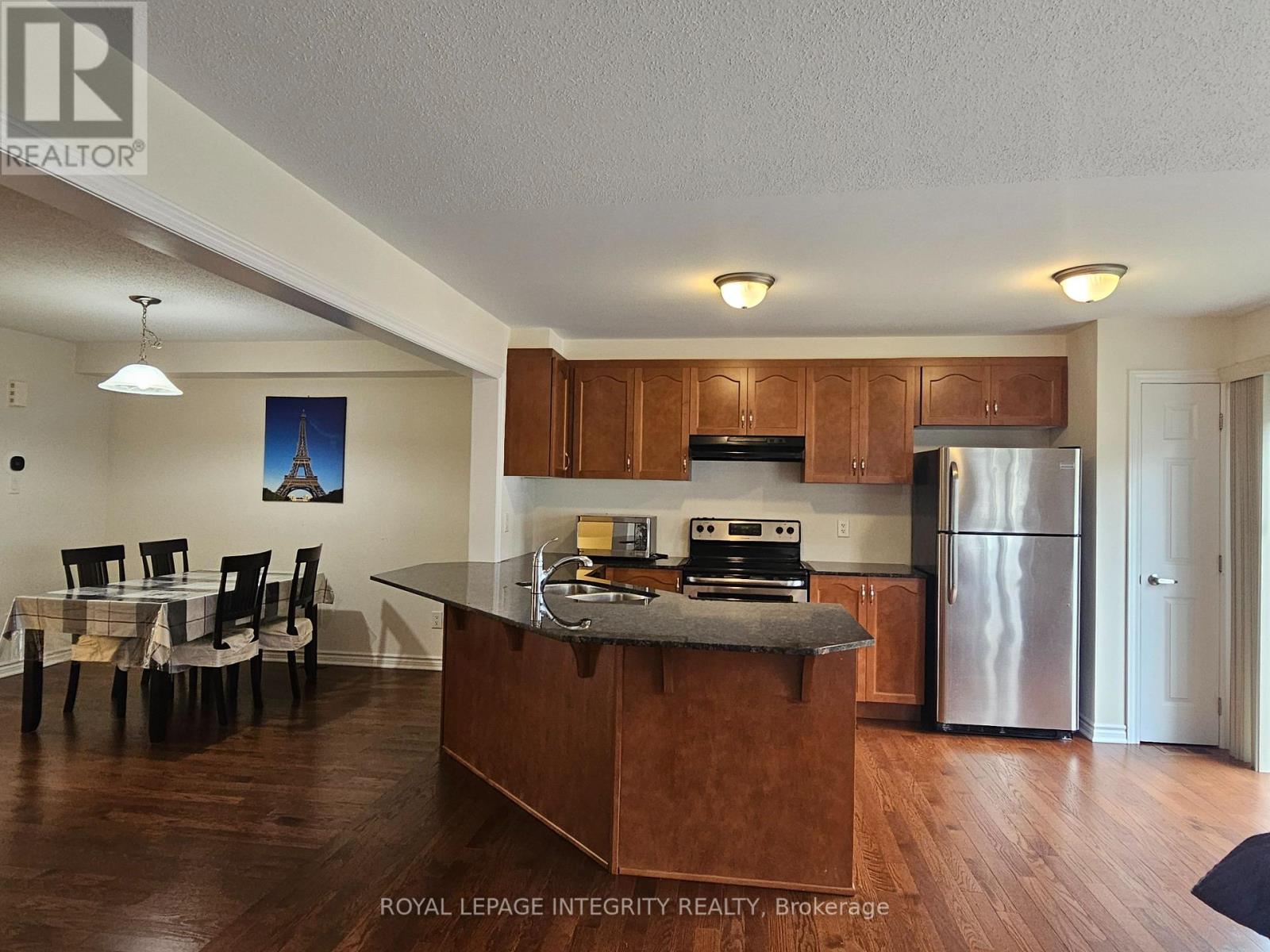 332 Song Sparrow Street Property Photo 8