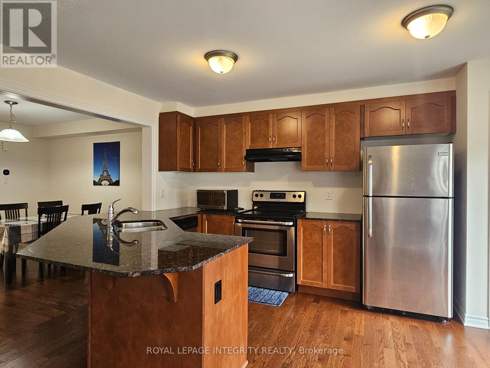 332 Song Sparrow Street Property Photo 9