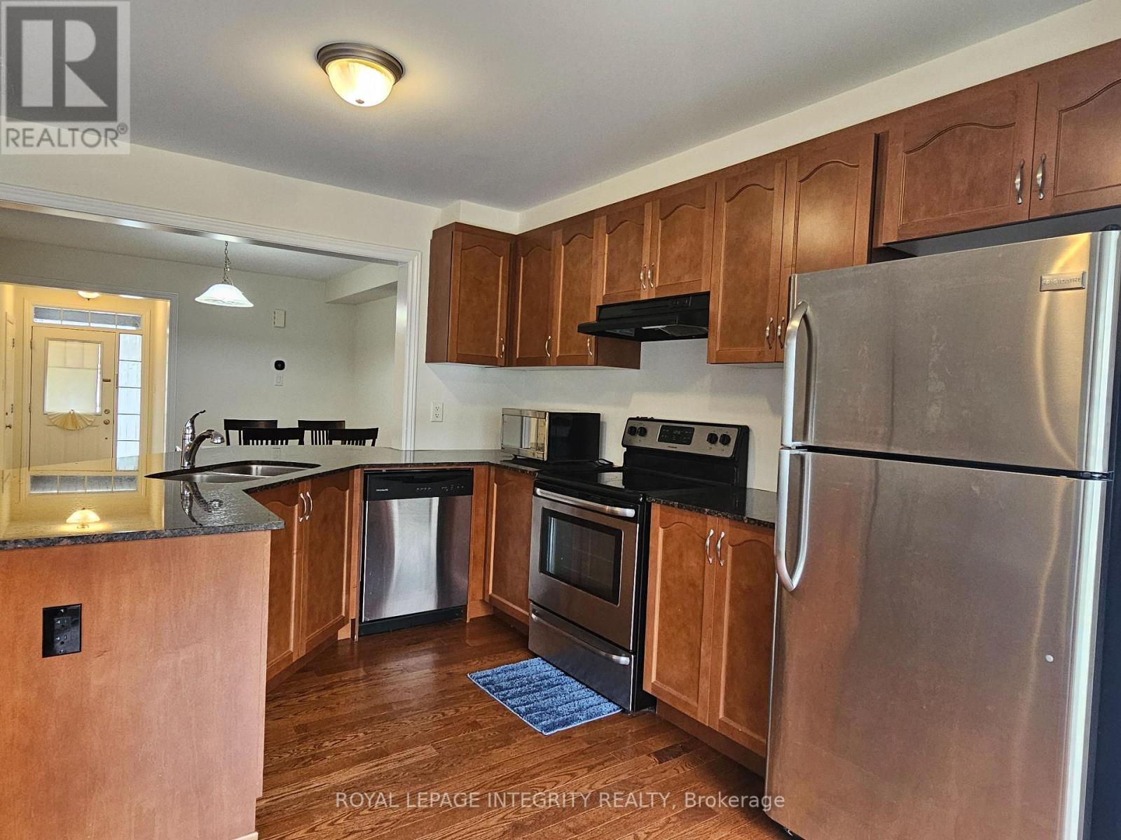 332 Song Sparrow Street Property Photo 11