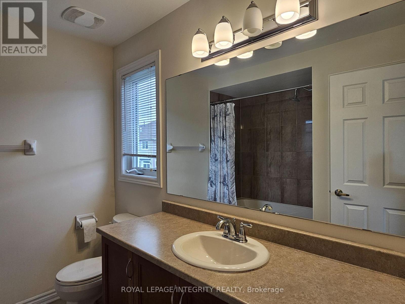 332 Song Sparrow Street Property Photo 15