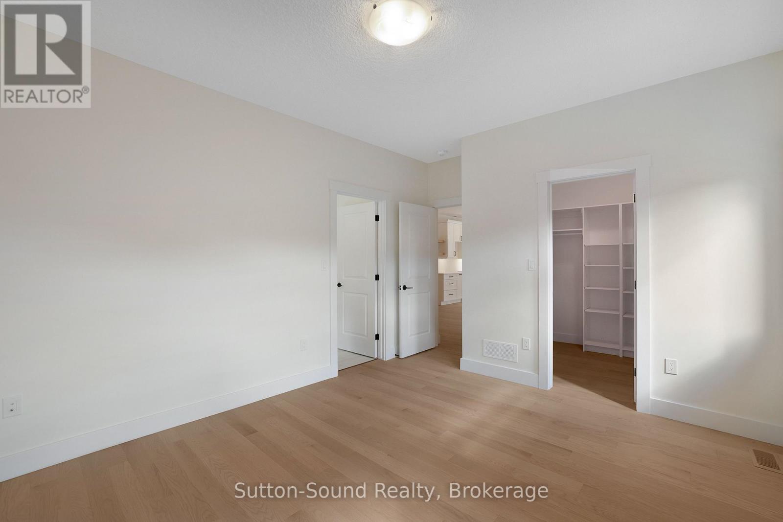 325 6th Avenue W Property Photo 24