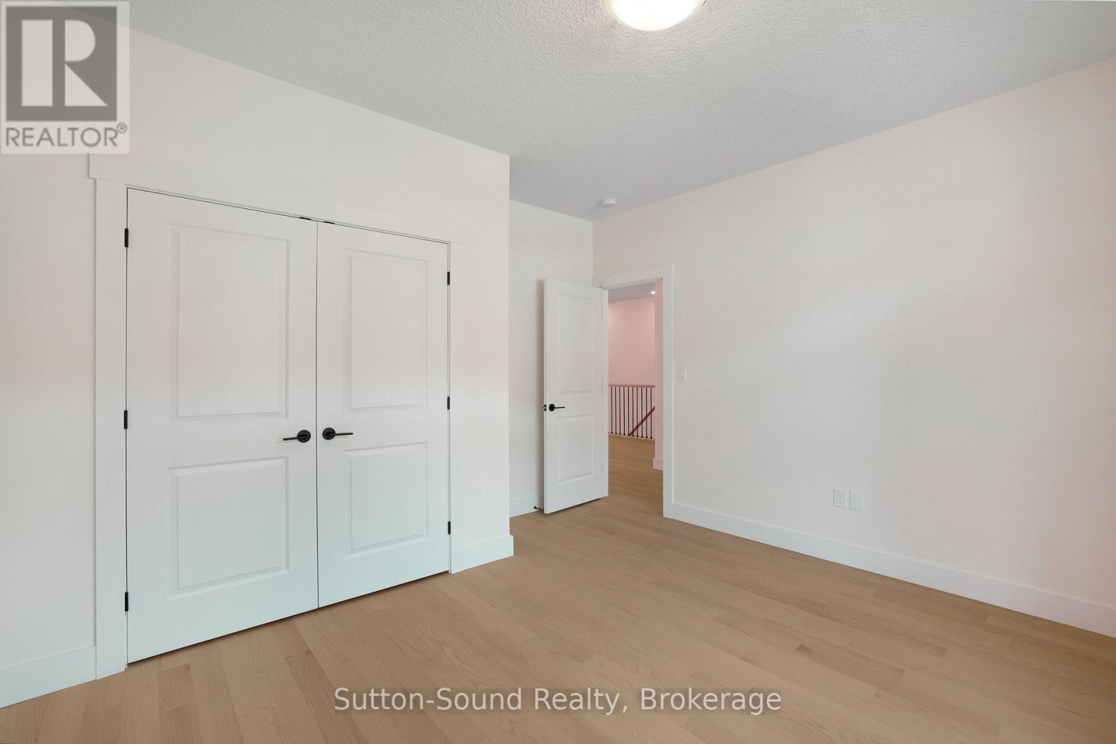 325 6th Avenue W Property Photo 29