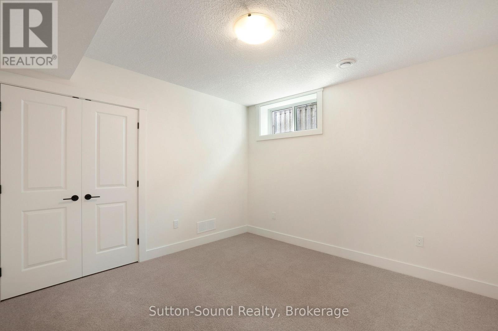 325 6th Avenue W Property Photo 35