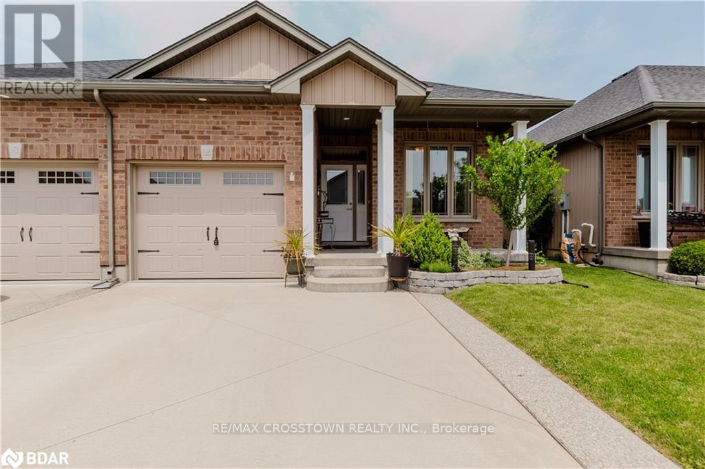 12 LAFAYETTE STREET E Property Photo 1