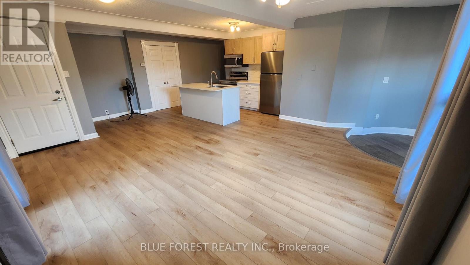 1 High Street Property Photo 8