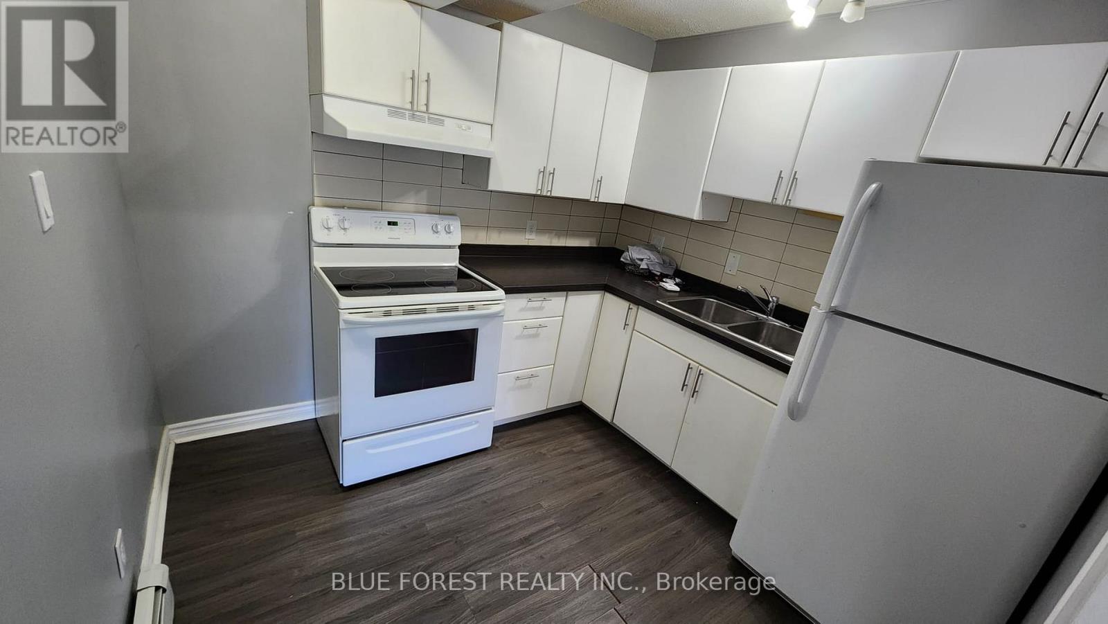 1 High Street Property Photo 21
