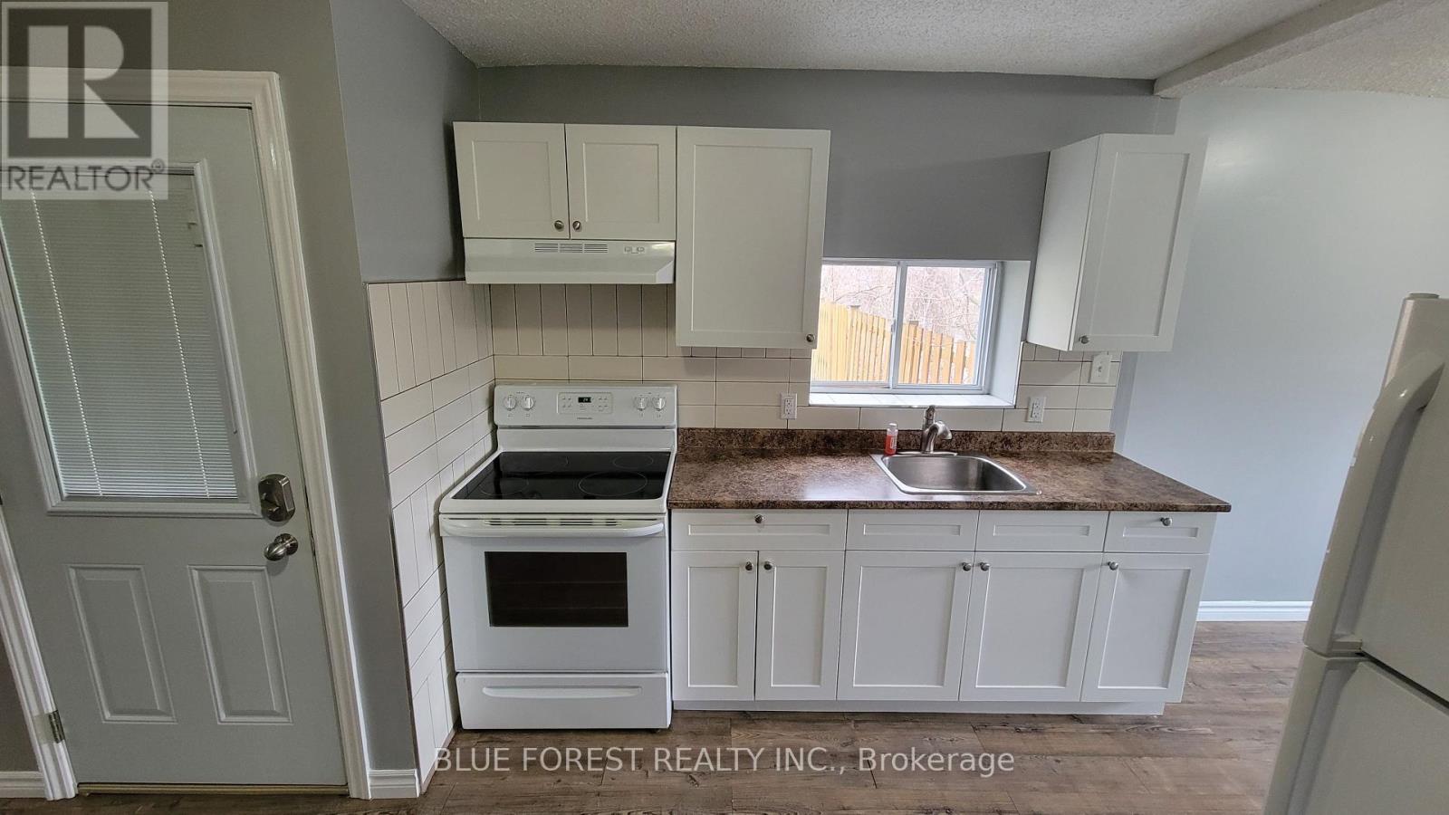 1 High Street Property Photo 26
