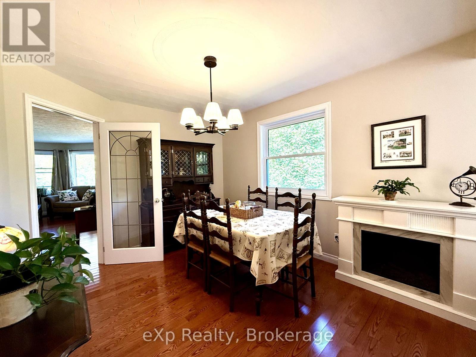 308 Mary Street Property Photo 8