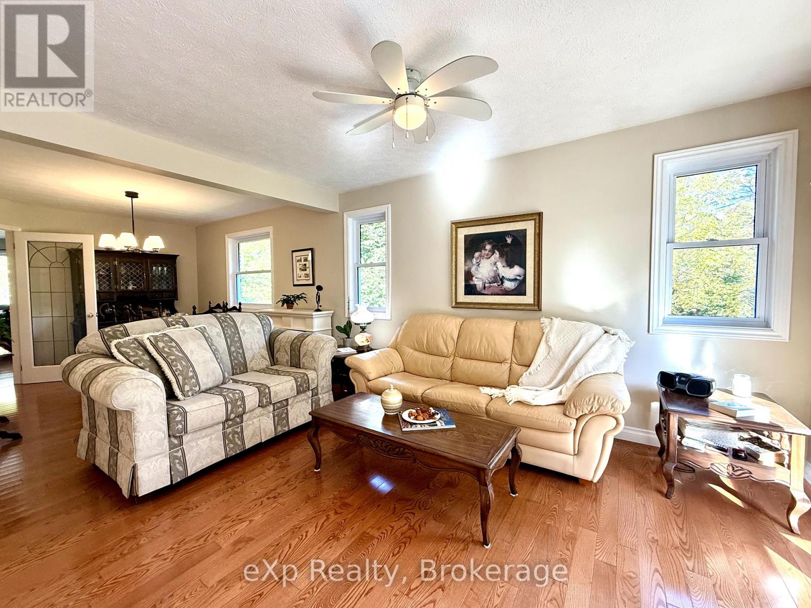 308 Mary Street Property Photo 10