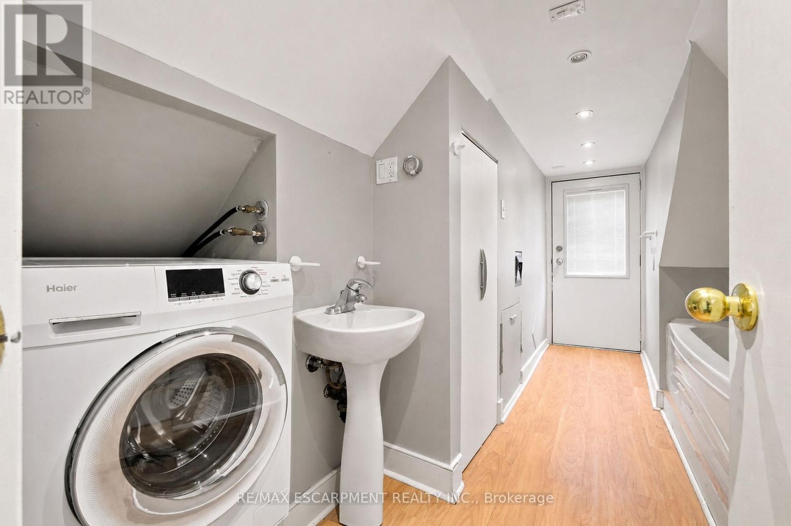 175 Burris Street Property Photo 8