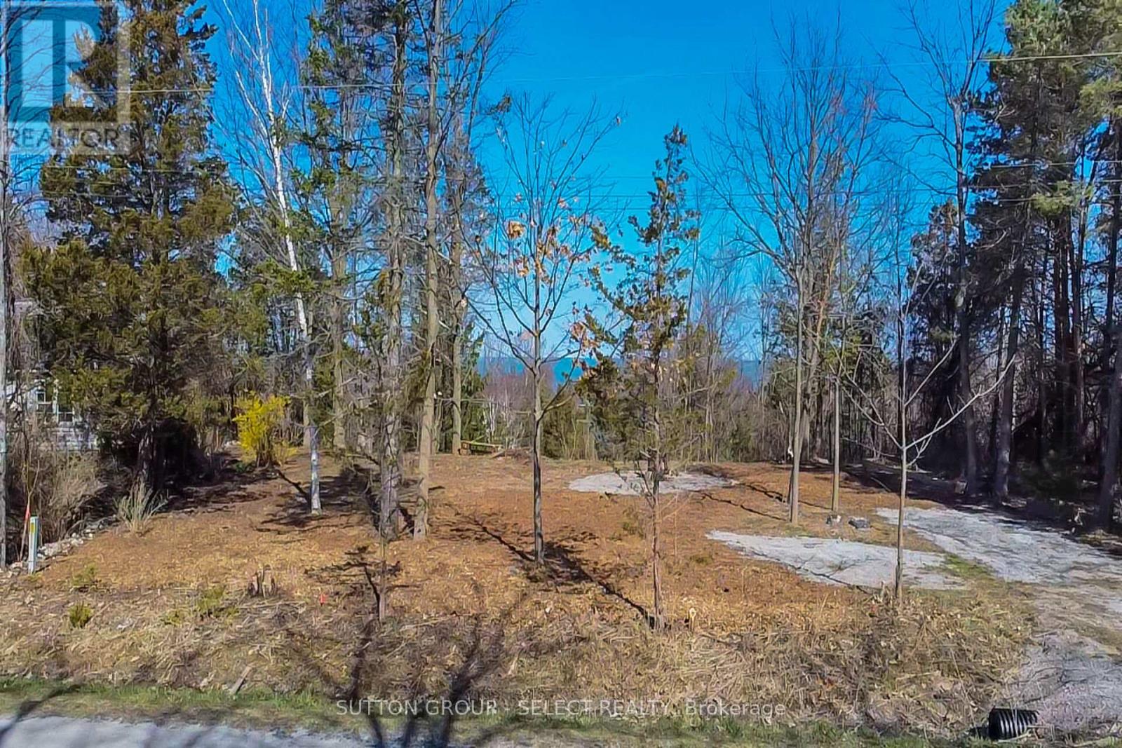 5 Huron View Avenue Property Photo 1