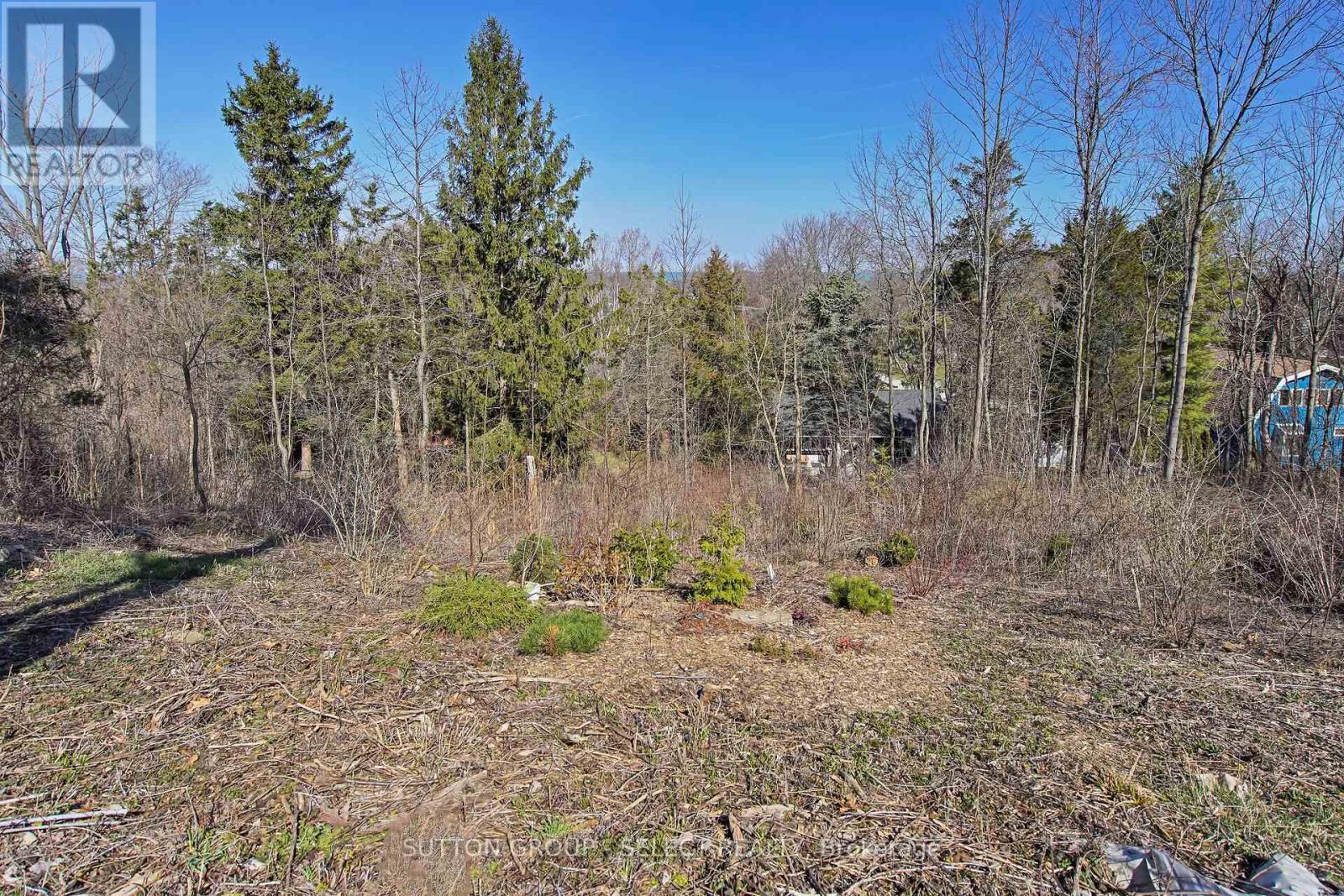 5 Huron View Avenue Property Photo 16