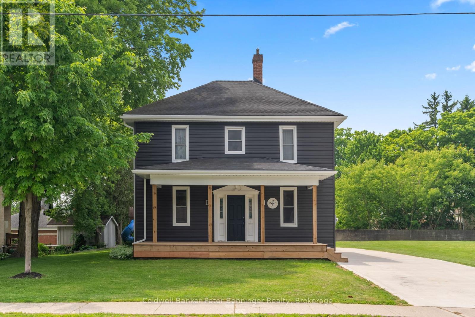 12 PETER STREET S Property Photo 1