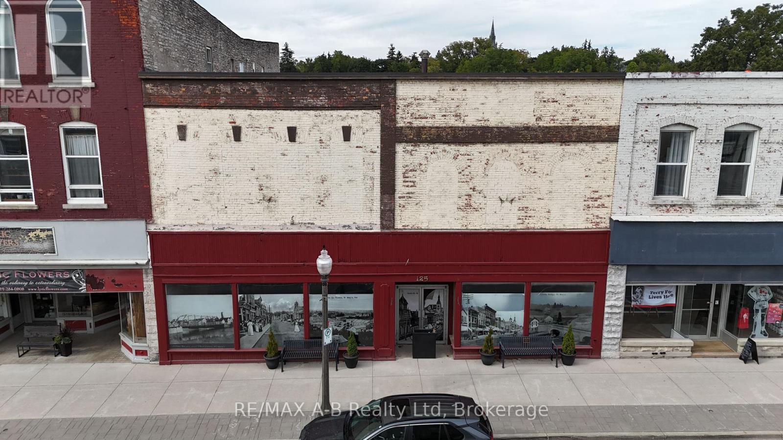 125 Queen Street E Property Photo 1