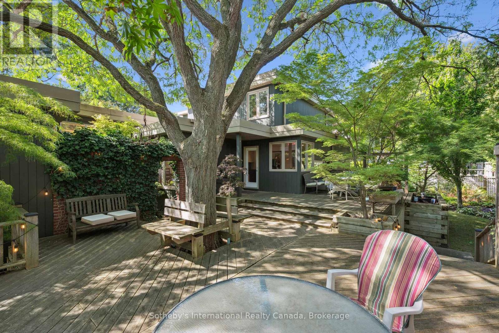 348 Browning Place Property Photo 27