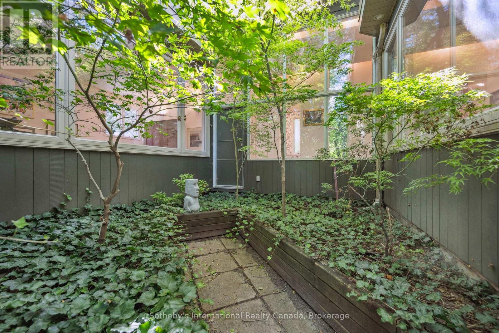 348 Browning Place Property Photo 28