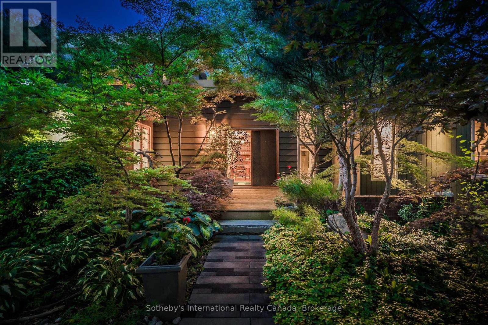 348 Browning Place Property Photo 30