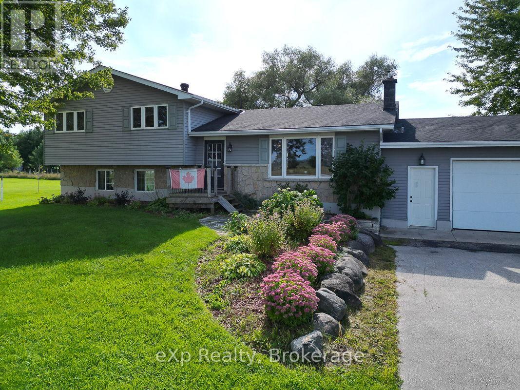 3595 Bruce Road 3 Property Photo 2