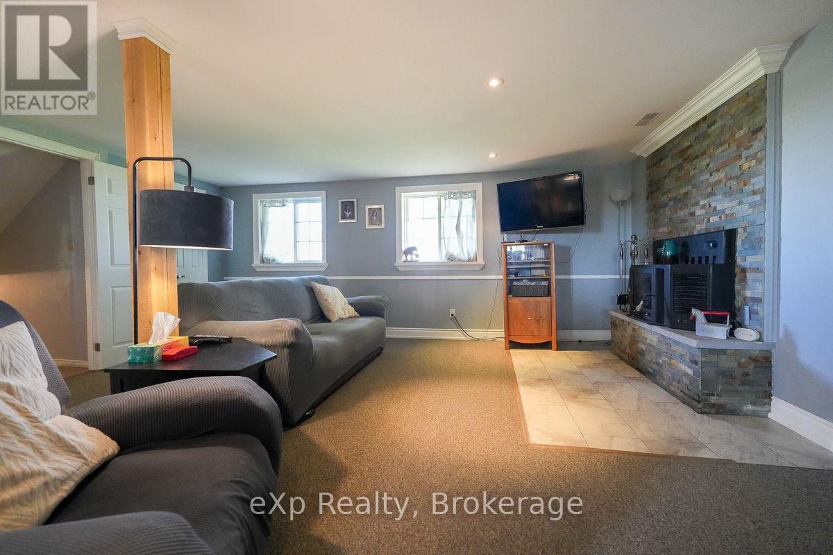 3595 Bruce Road 3 Property Photo 16