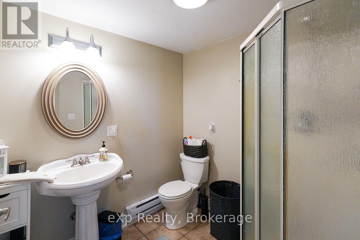 3595 Bruce Road 3 Property Photo 17