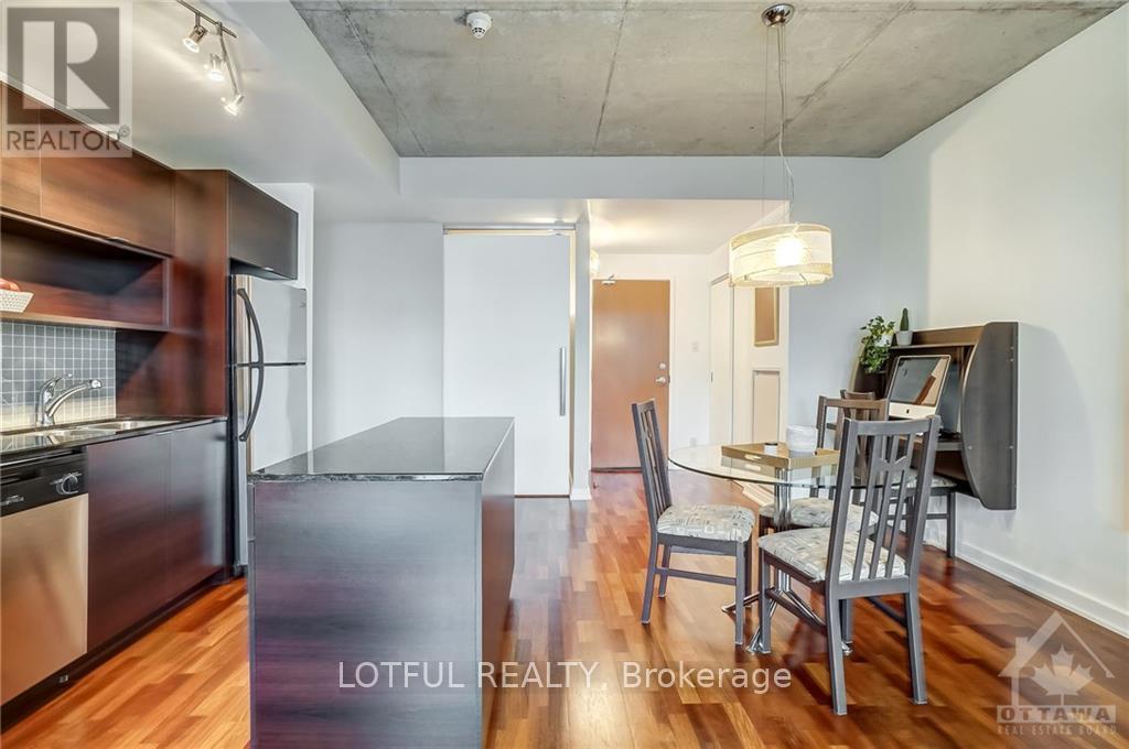 324 Laurier Avenue #1002 Property Photo 7