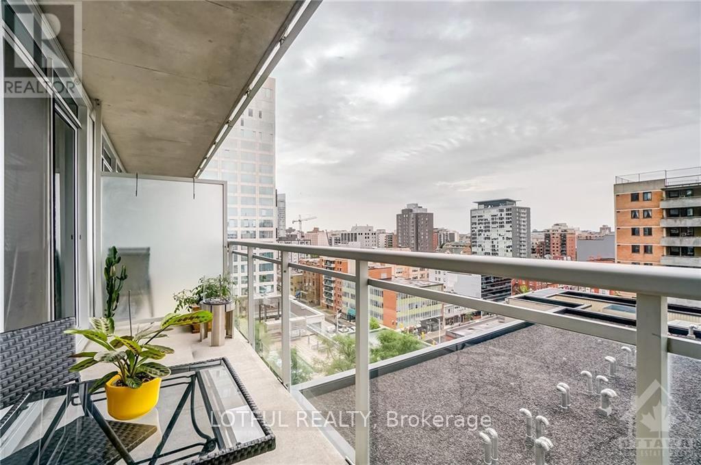 324 Laurier Avenue #1002 Property Photo 14