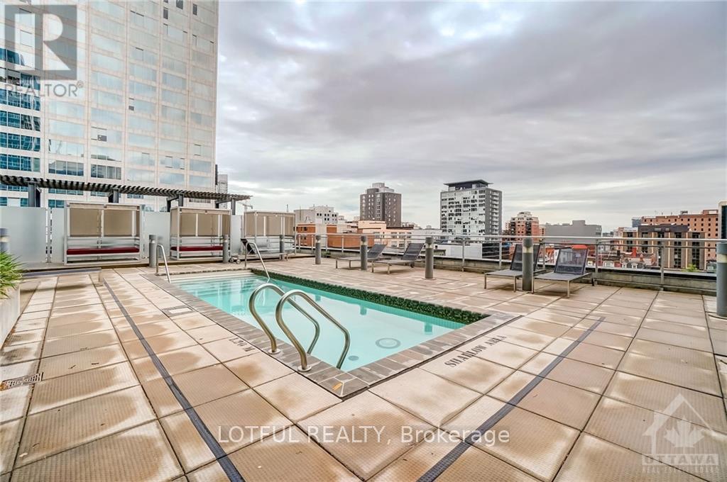 324 Laurier Avenue #1002 Property Photo 15