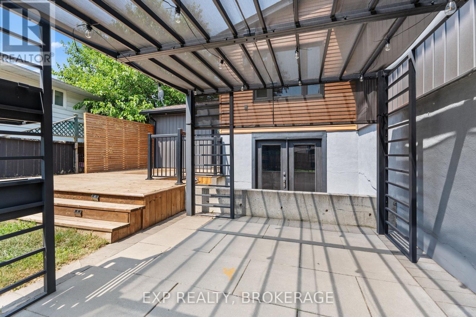 926 Cresthill Street Property Photo 43