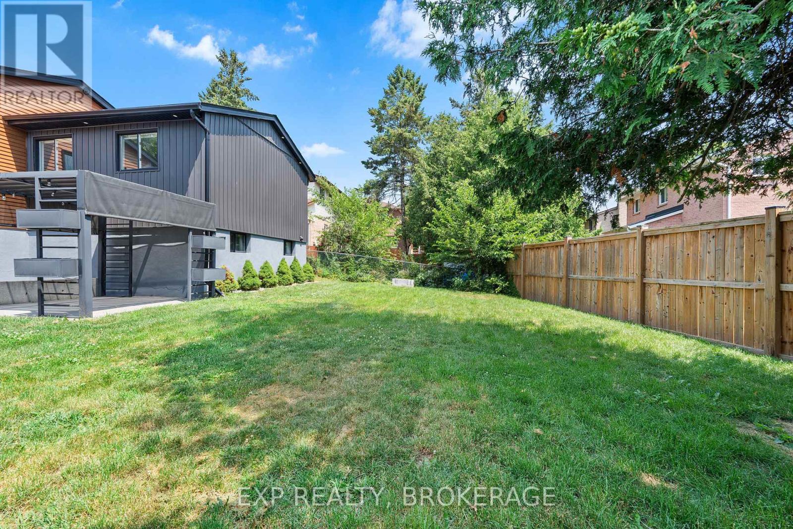 926 Cresthill Street Property Photo 48