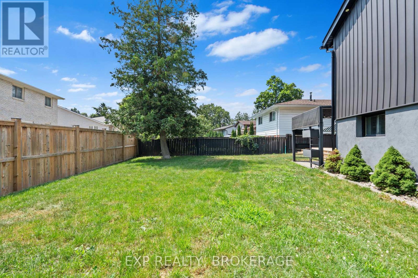 926 Cresthill Street Property Photo 50