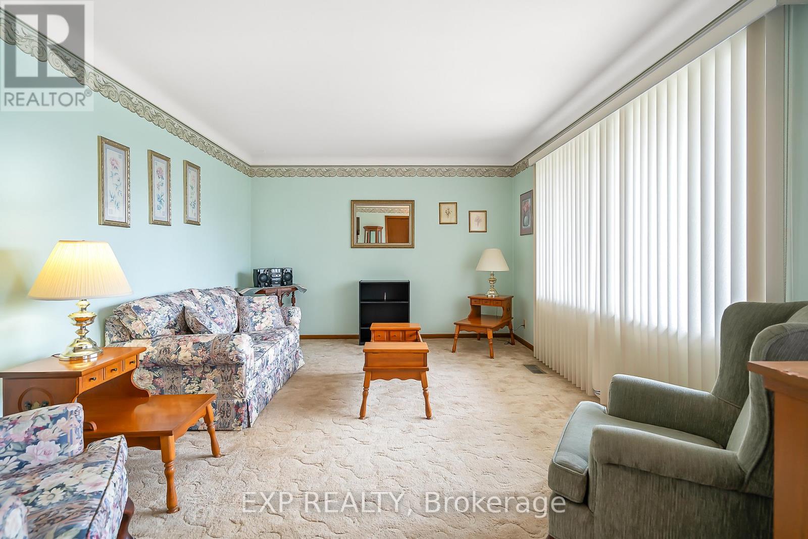 70 Radford Avenue Property Photo 5