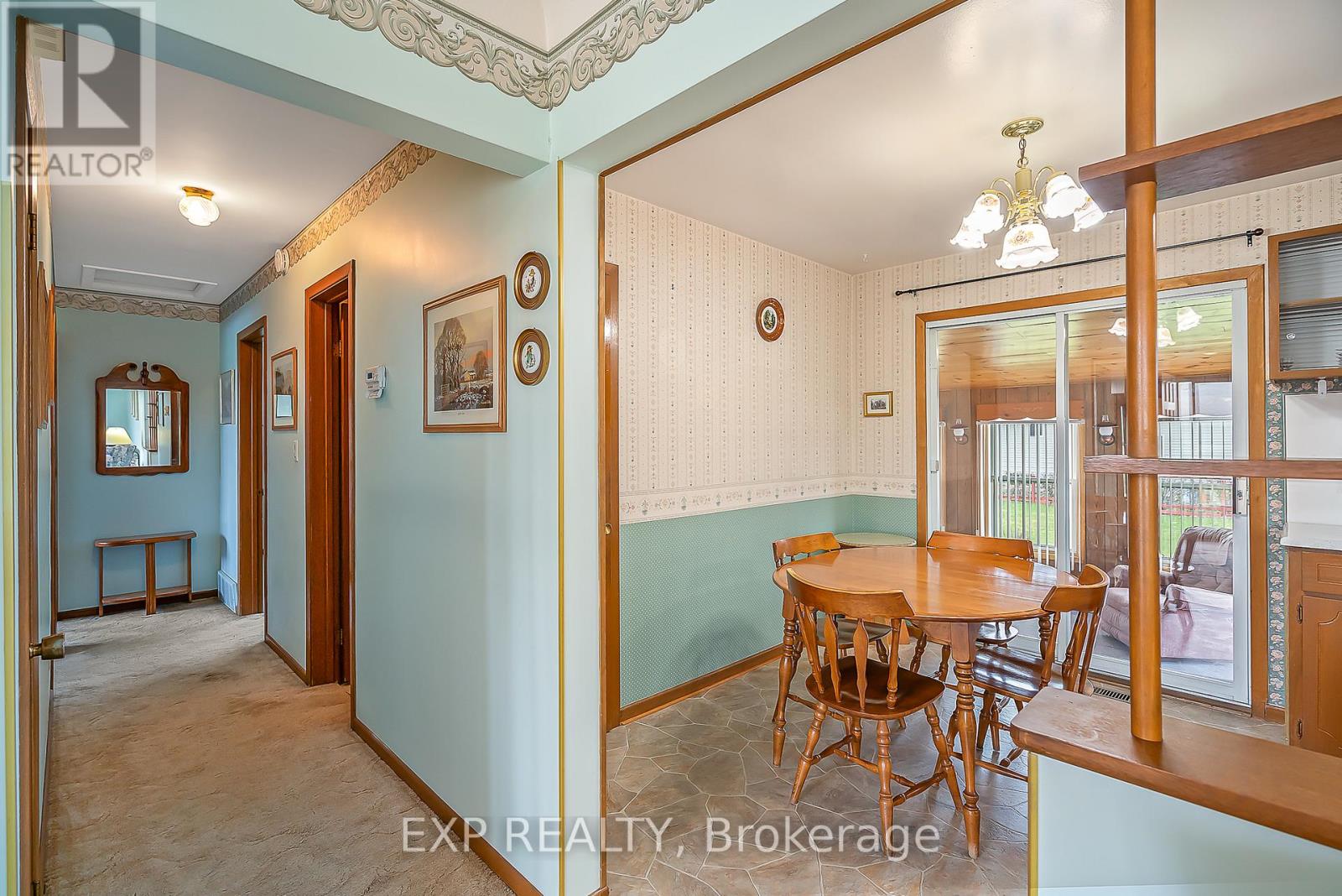 70 Radford Avenue Property Photo 8