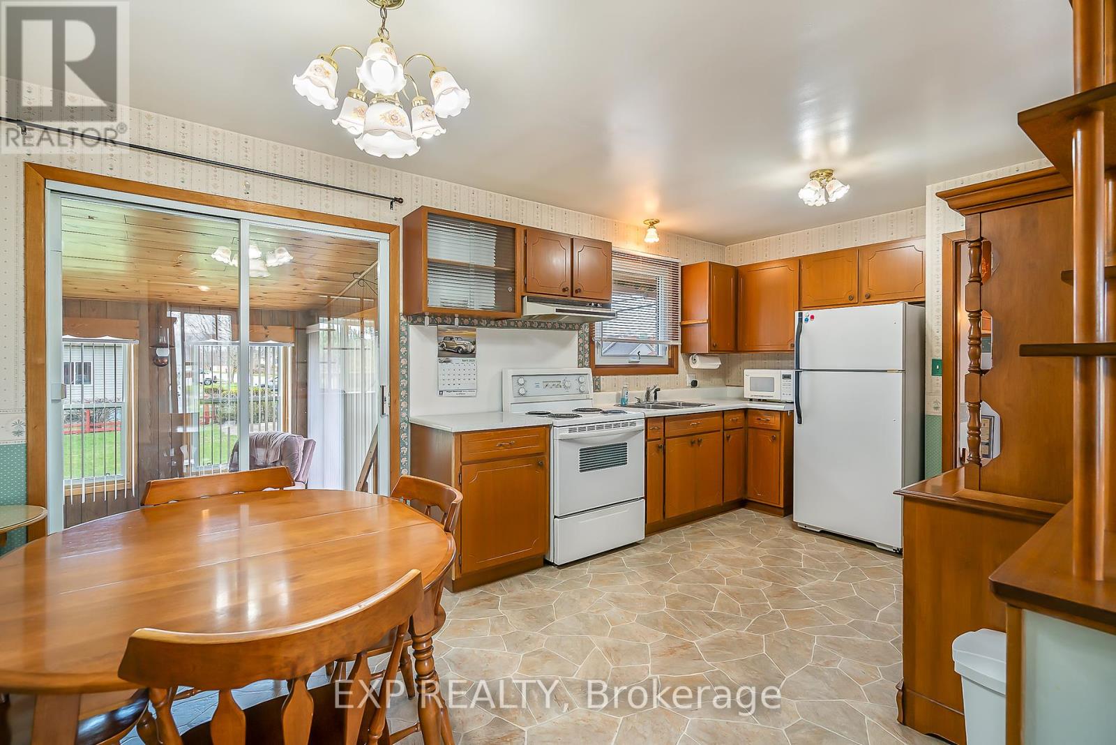 70 Radford Avenue Property Photo 10