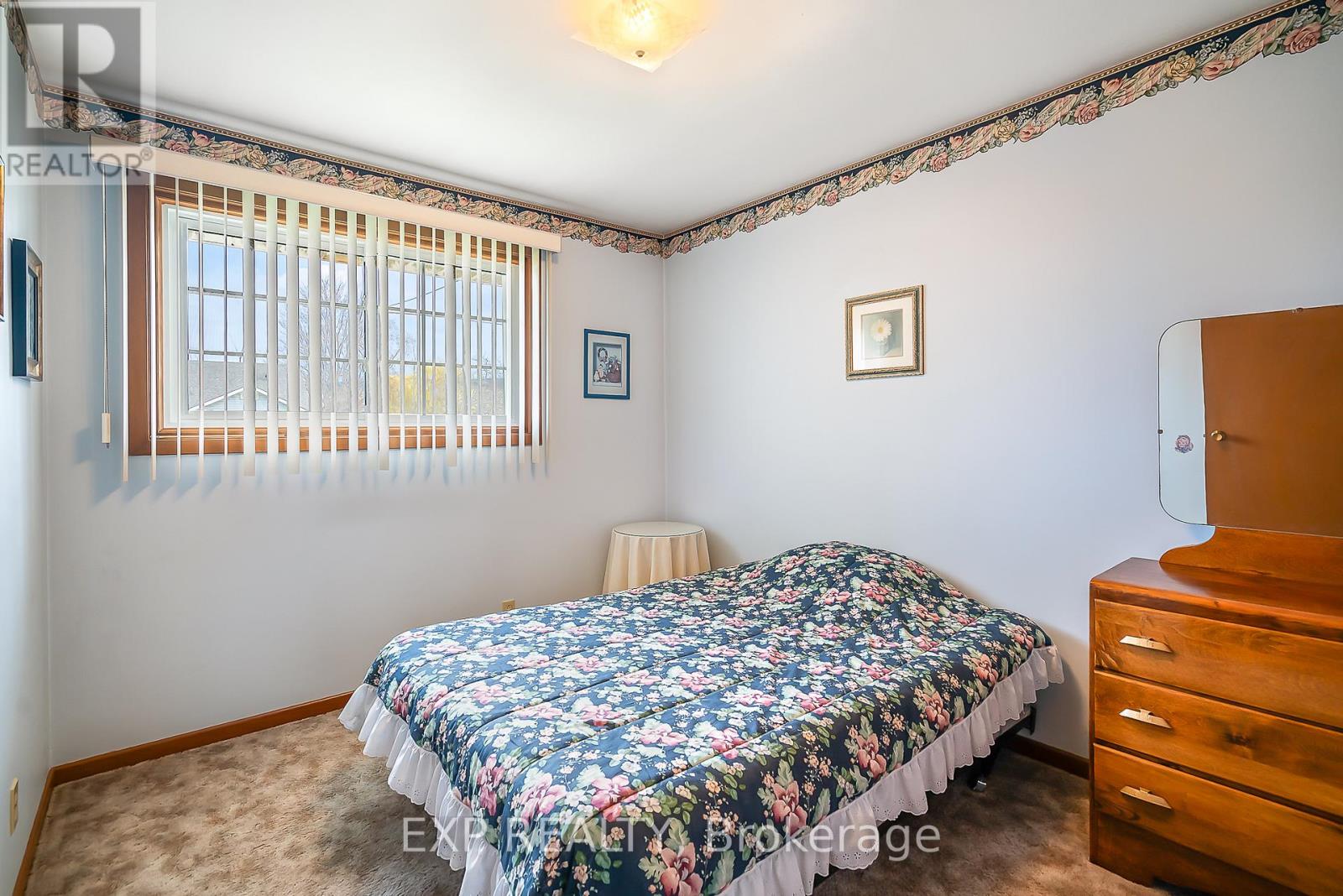 70 Radford Avenue Property Photo 17