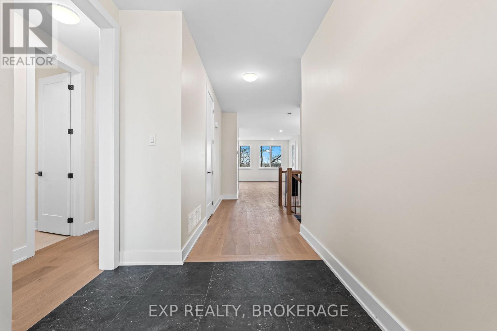 1257 Carfa Crescent Property Photo 7