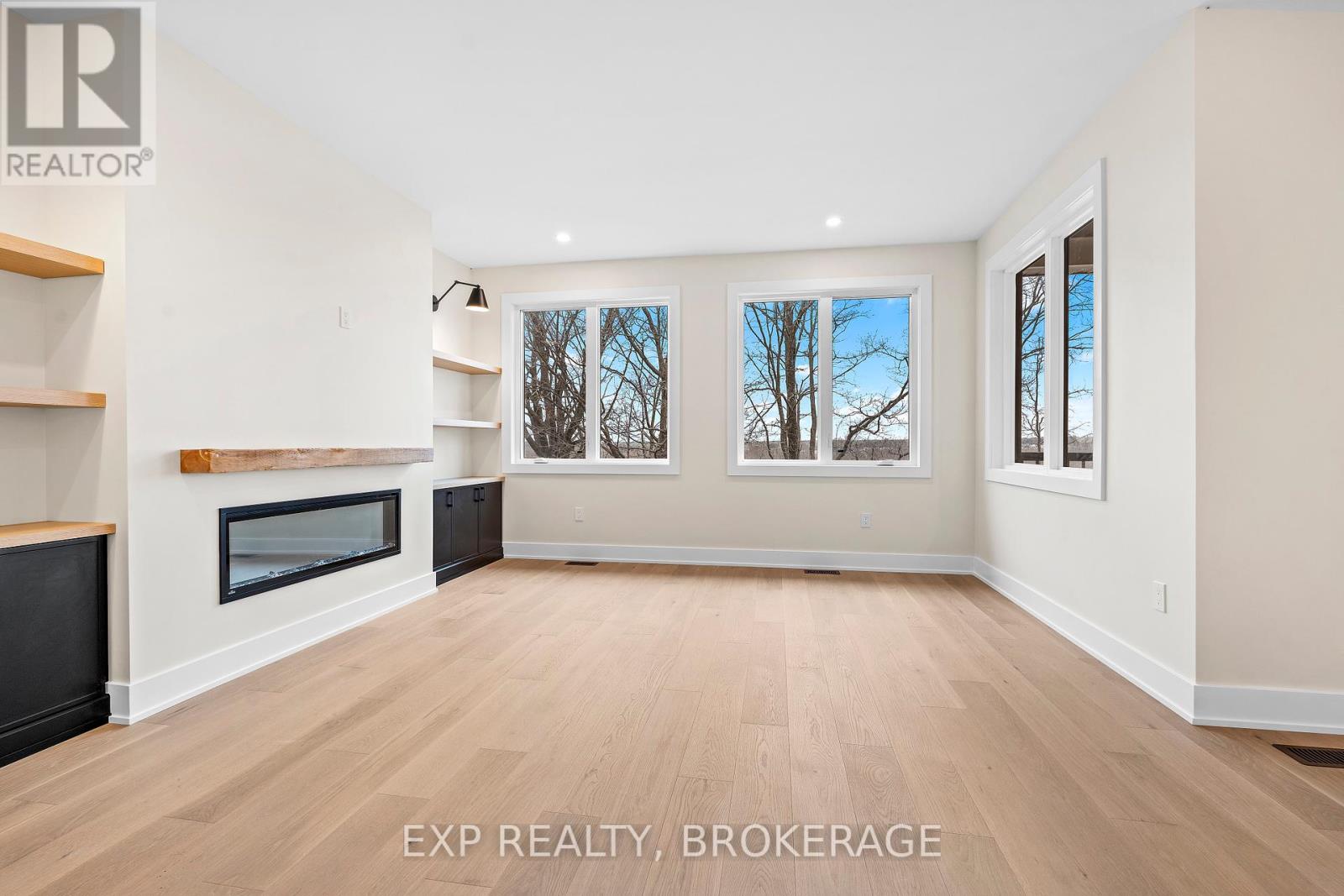 1257 Carfa Crescent Property Photo 9