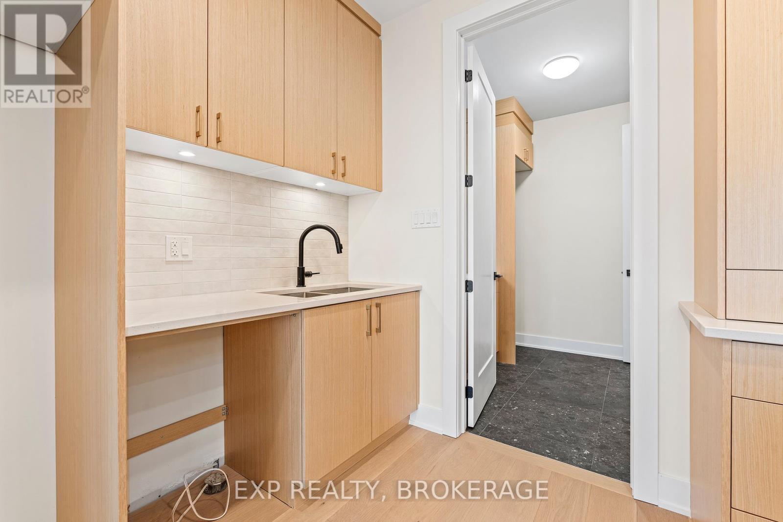 1257 Carfa Crescent Property Photo 20