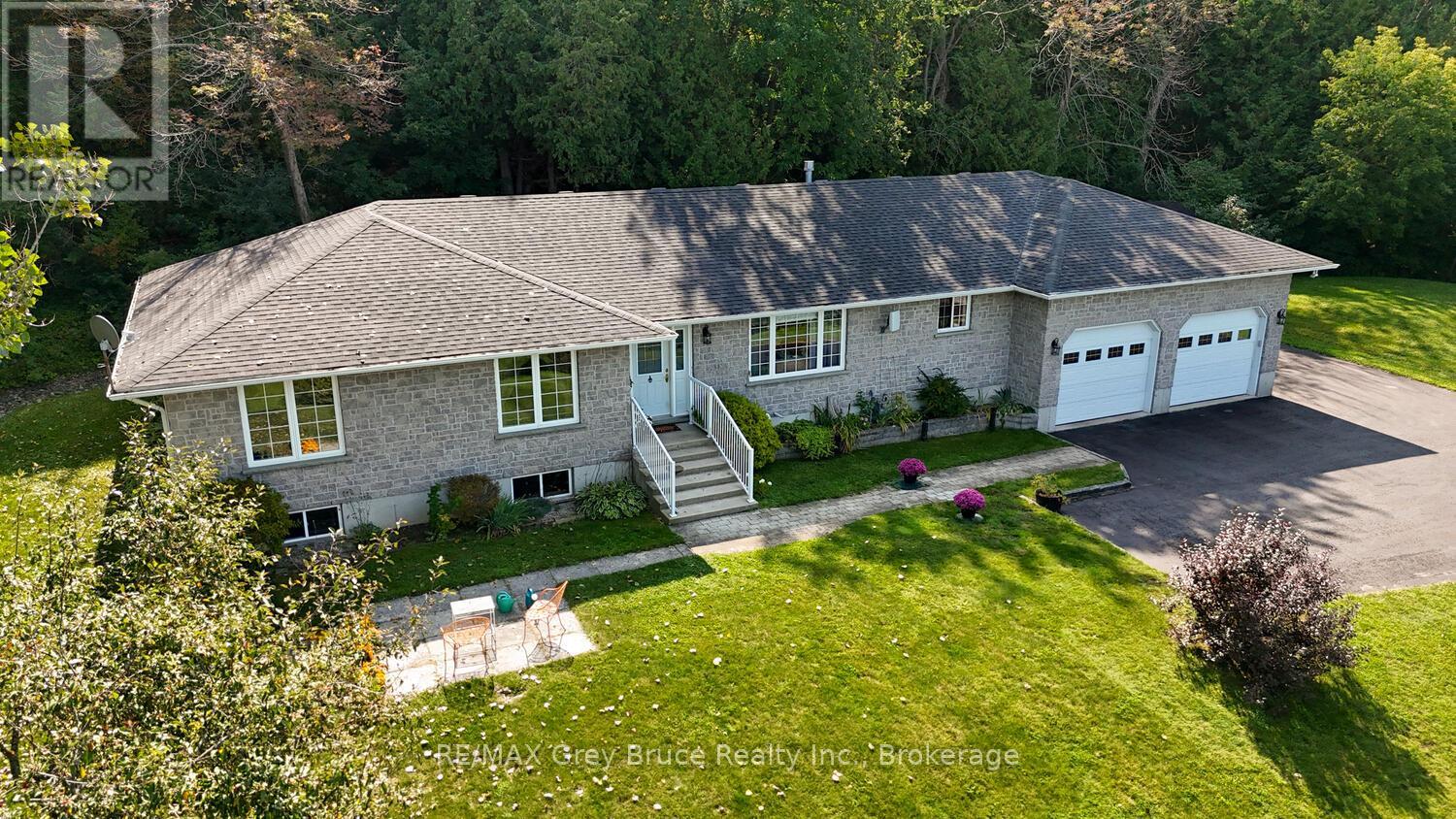 501204 GREY 1 ROAD Property Photo 1