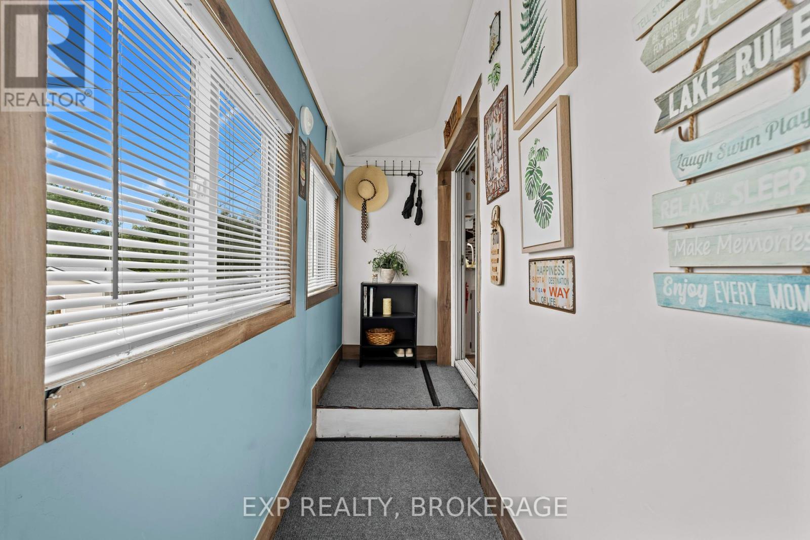 9 Glenford Lane #38 Property Photo 6