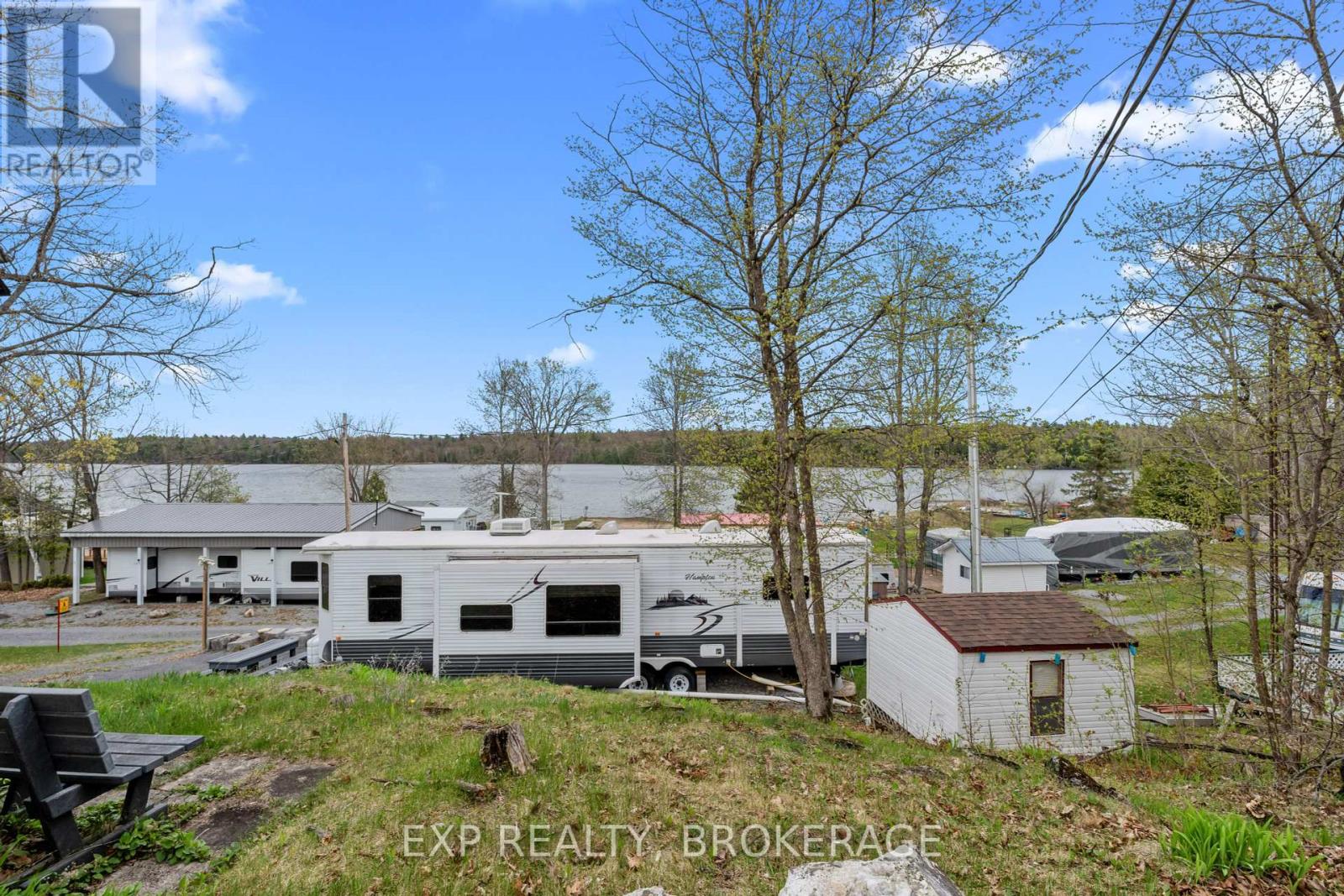 9 Glenford Lane #38 Property Photo 23