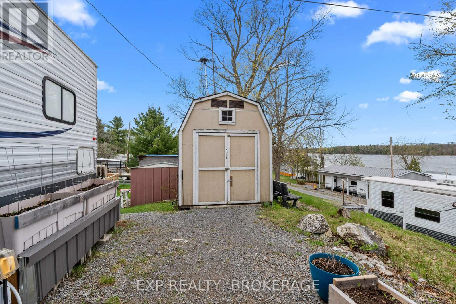 9 Glenford Lane #38 Property Photo 30