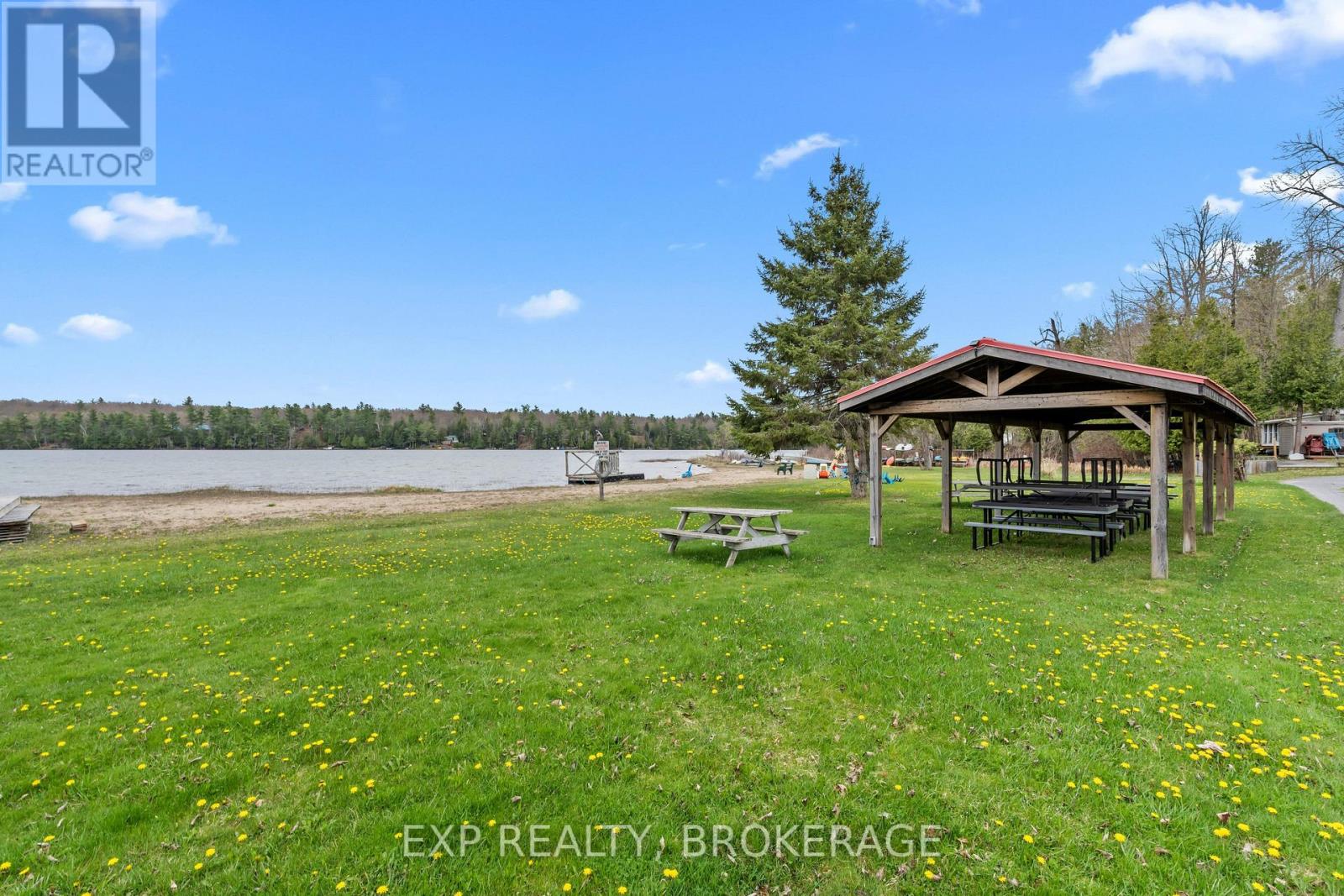 9 Glenford Lane #38 Property Photo 34