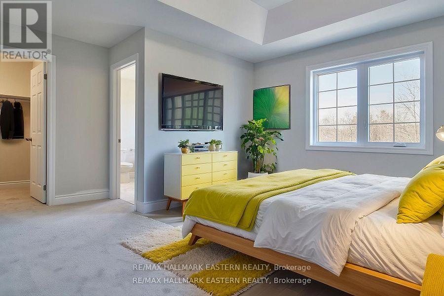 30 Coldbrook Drive Property Photo 7