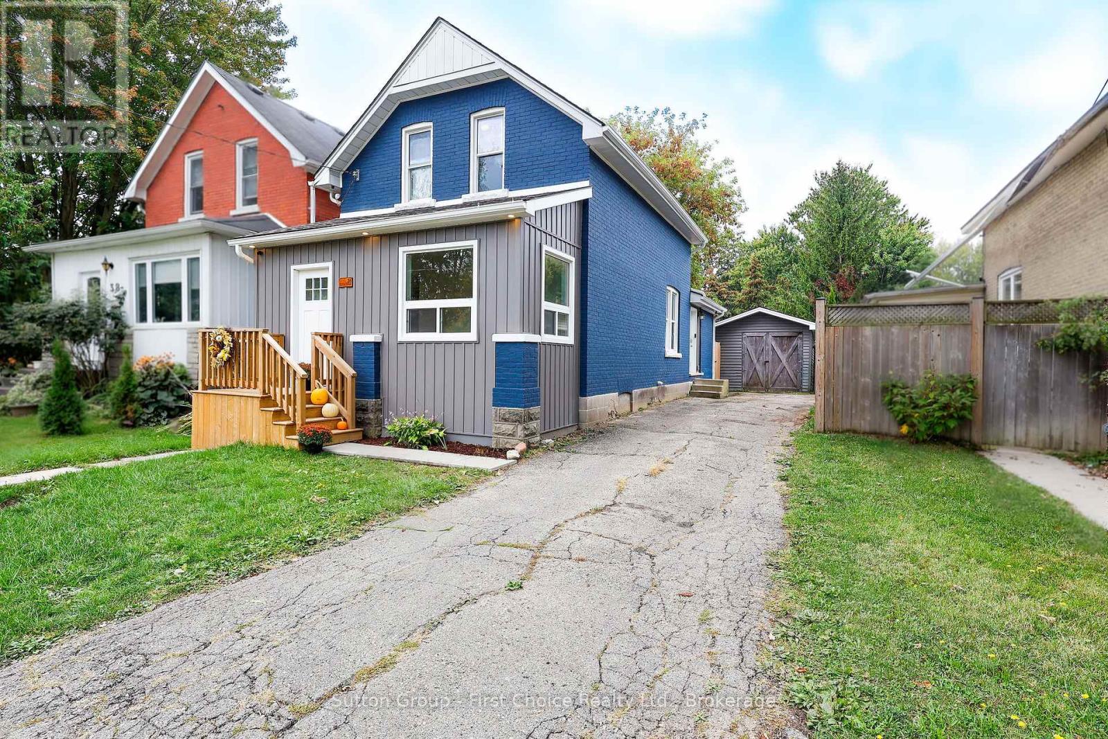 36 Mcnab Street Property Photo 1