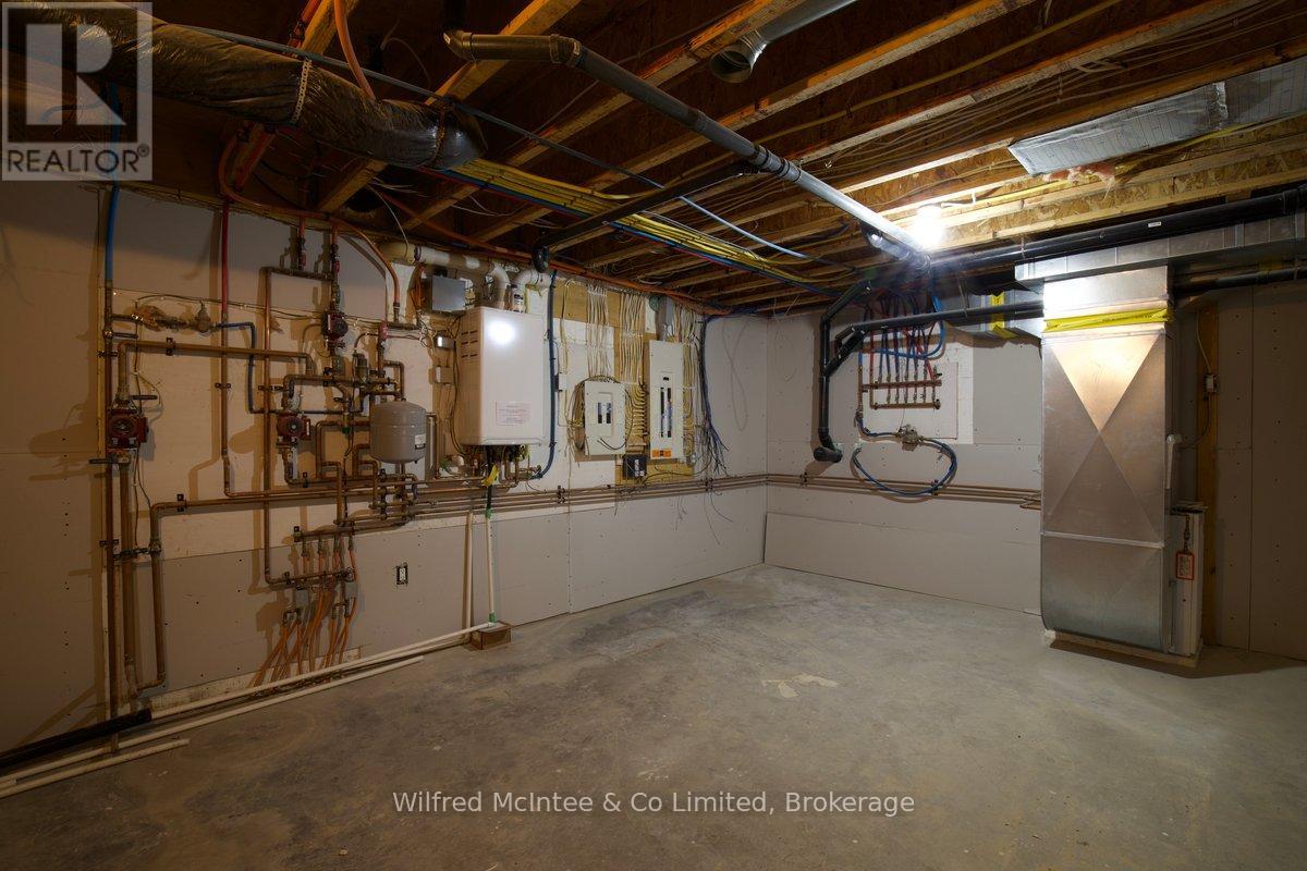 545 Eckford Avenue Property Photo 23