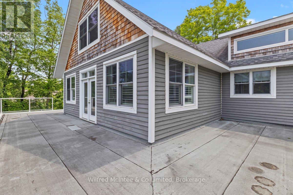 545 Eckford Avenue Property Photo 25