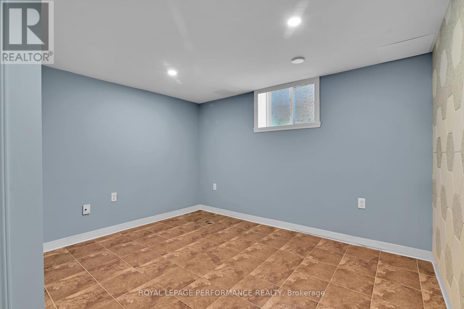 117 First Street E Property Photo 39